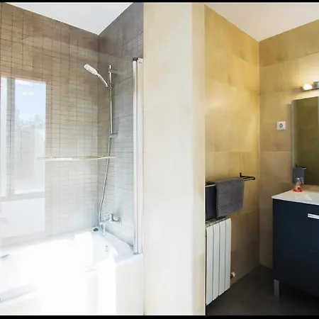 Camarassa Escapada Relax Con Piscina Y Jacuzzi Apartamento