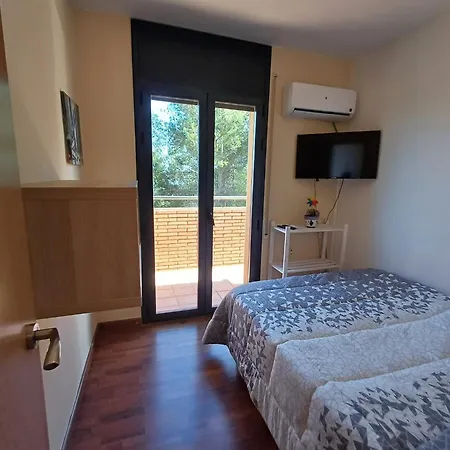 Camarassa Escapada Relax Con Piscina Y Jacuzzi Cervello